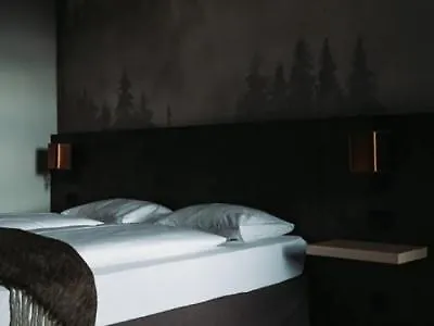 The Hey 4*