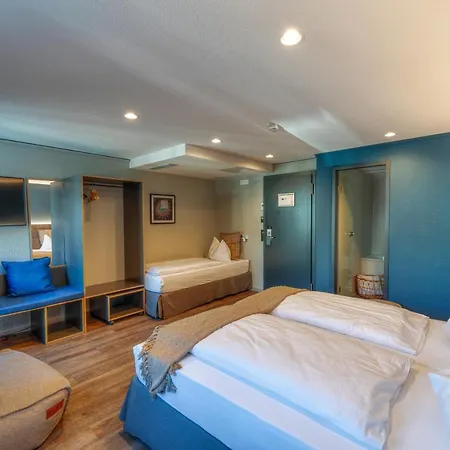 ذا هاي فندق 4*