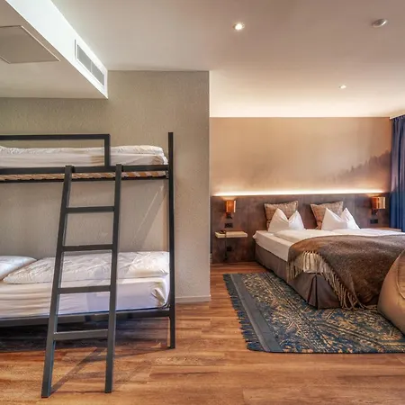 فندق ذا هاي 4*