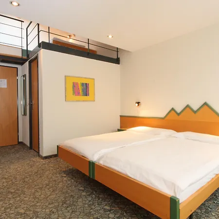 The Hey 因特拉肯