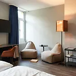 Szálloda The Hey 4*